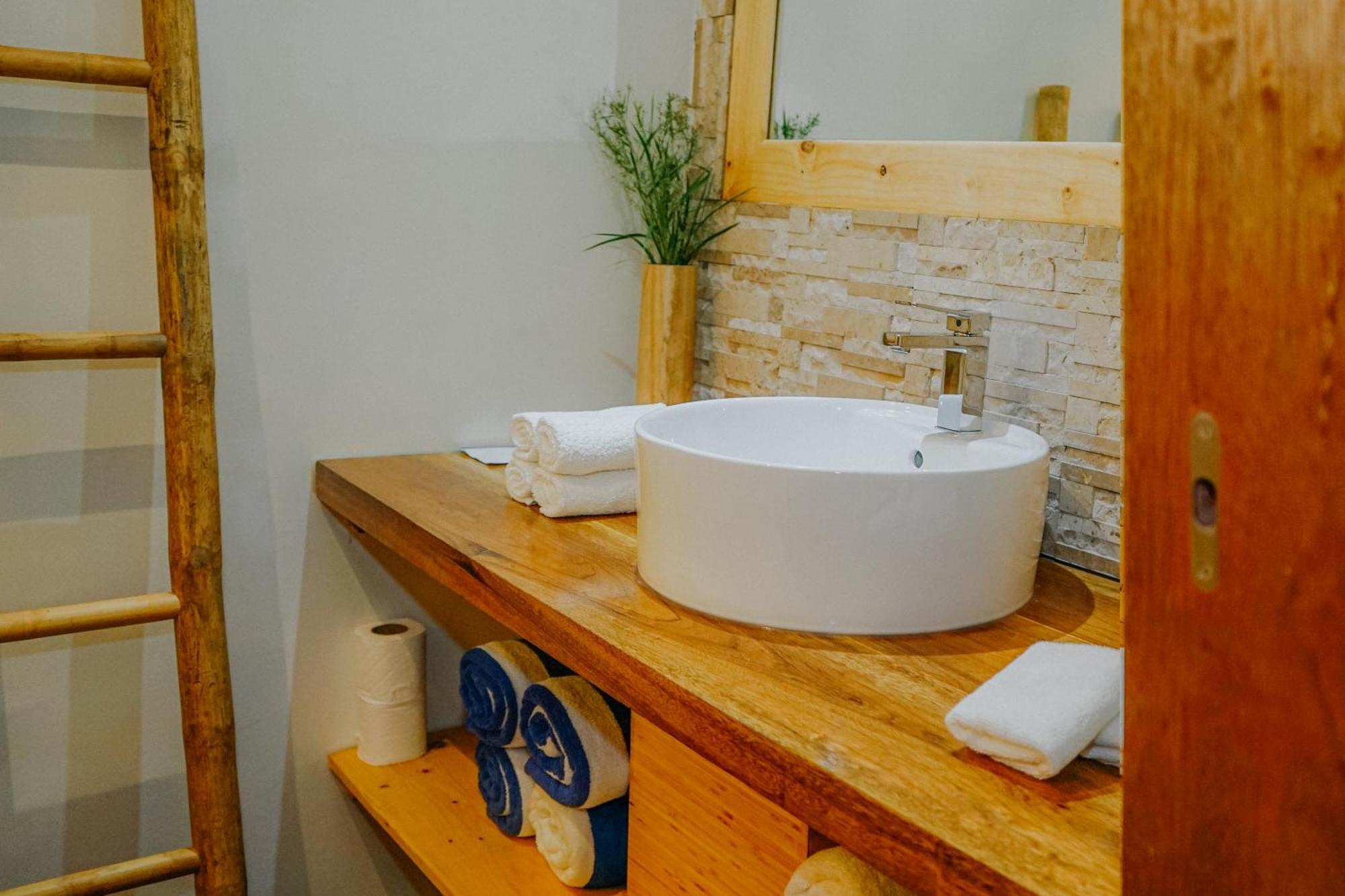 Ecoboo Maldives Hotel Thinadhoo  Bagian luar foto