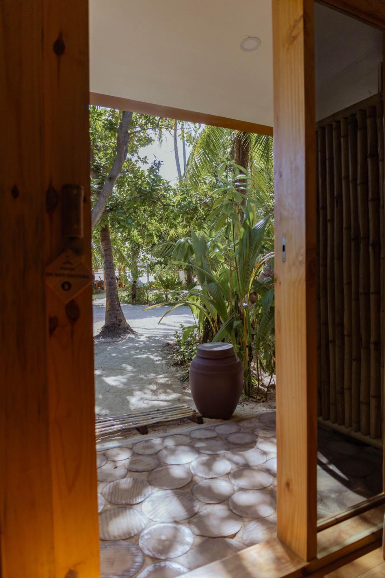 Ecoboo Maldives Hotel Thinadhoo  Bagian luar foto